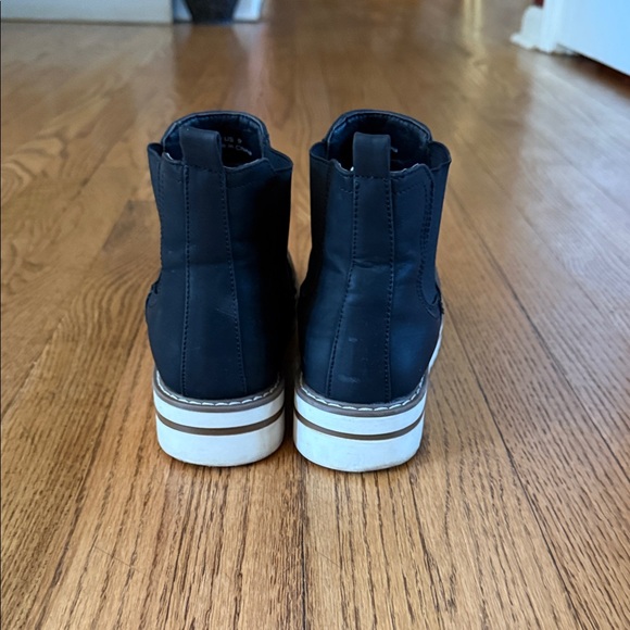 Ankle Boots - Picture 3 of 6